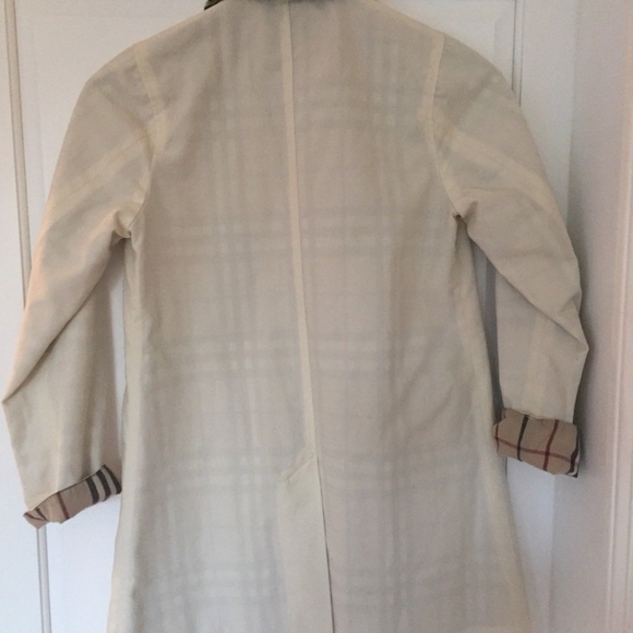 Burberry Coat Girls Authentic  Sz 8 - Picture 3 of 8